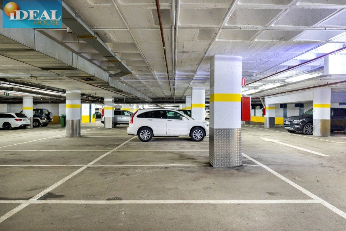 Garaje en Monachil en venta - 22.000 € (Ref: 9433662)