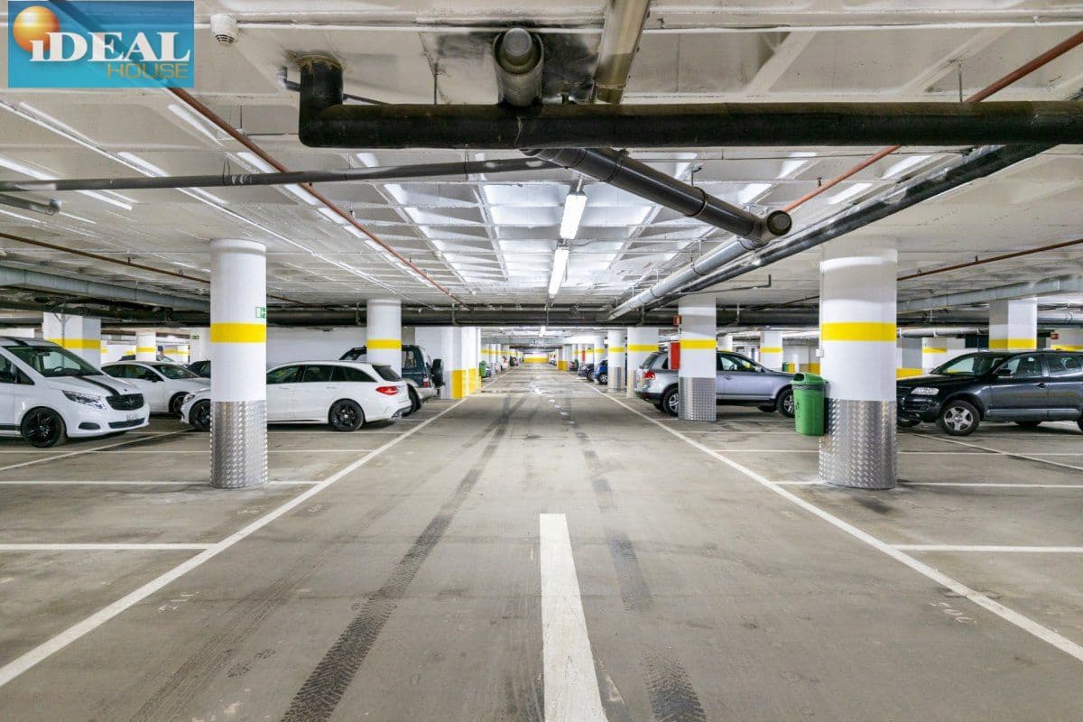 Garaje en Monachil en venta - 22.000 € (Ref: 9433662)