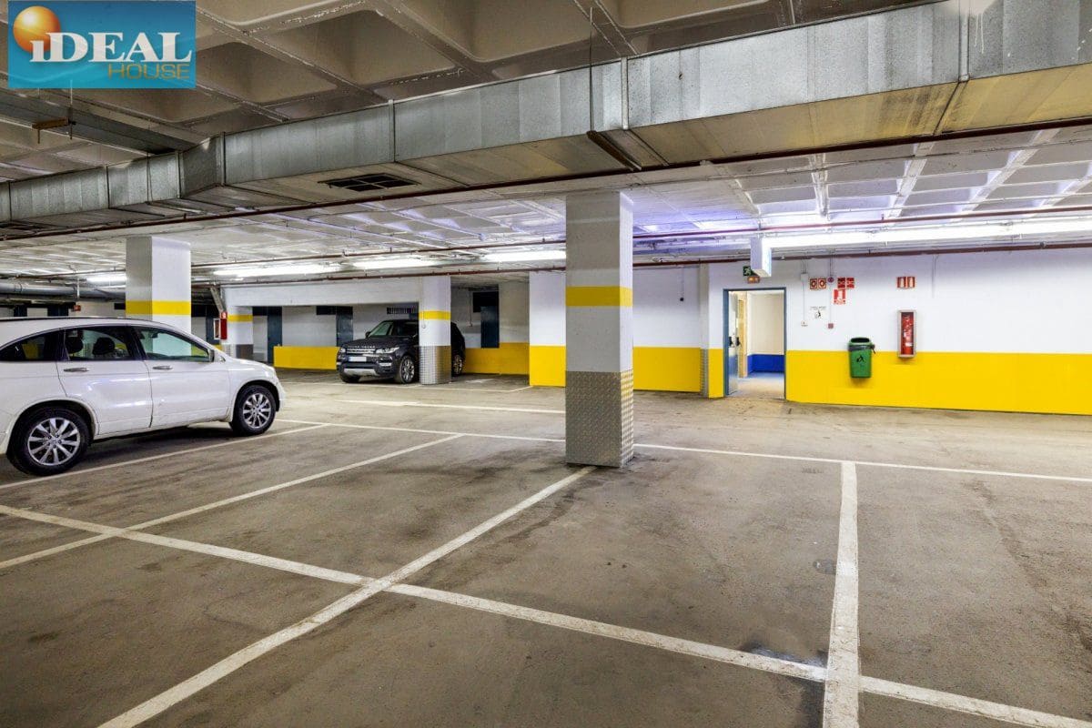 Garaje en Monachil en venta - 22.000 € (Ref: 9433662)