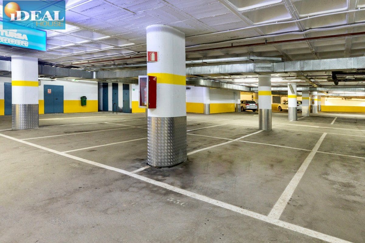 Garaje en Monachil en venta - 22.000 € (Ref: 9433662)