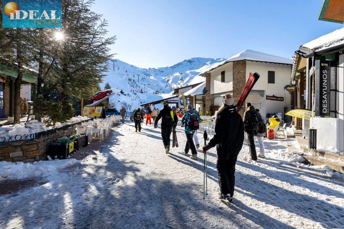 Garaje en Monachil en venta - 22.000 € (Ref: 9433662)