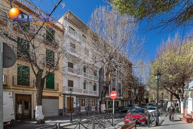 19 bedroom Hotel for sale in Lanjarón with garage - € 380,000 (Ref: 9433664)