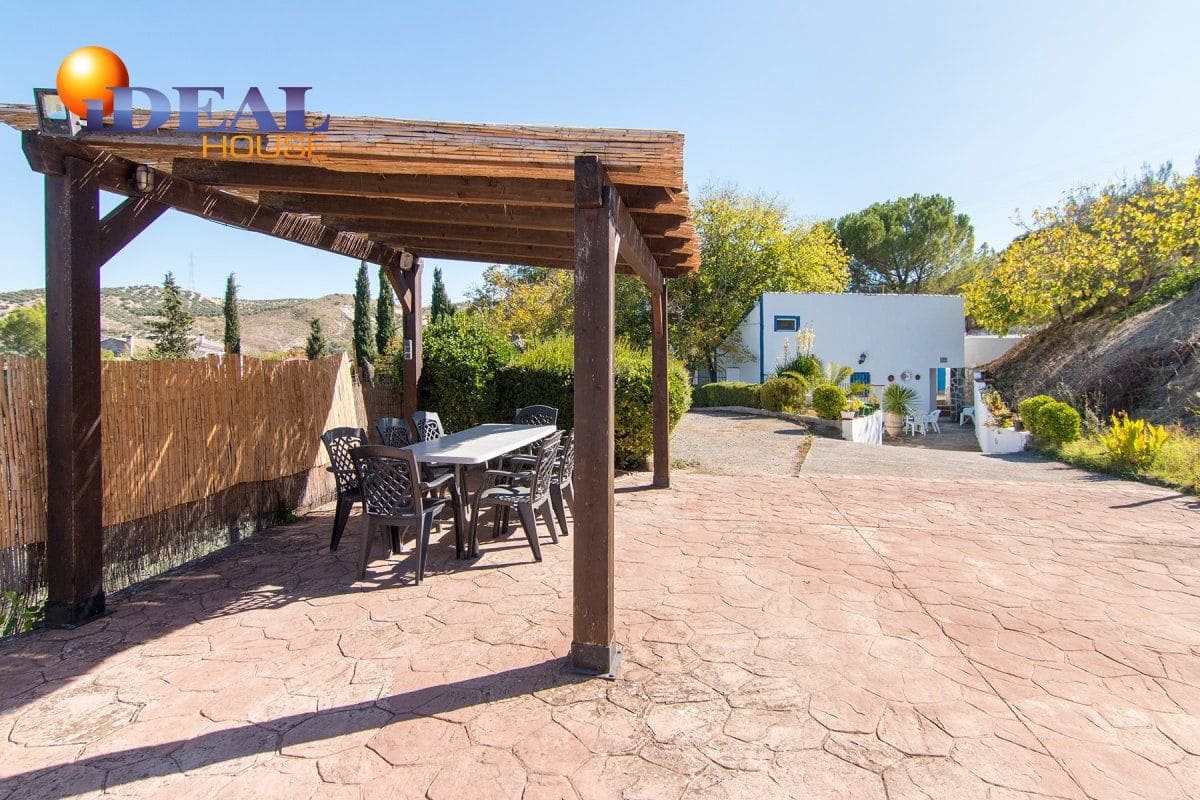 5 sovrum Gästhus/B & B till salu i Huetor Tajar med pool - 450 000 € (Ref: 9433669)