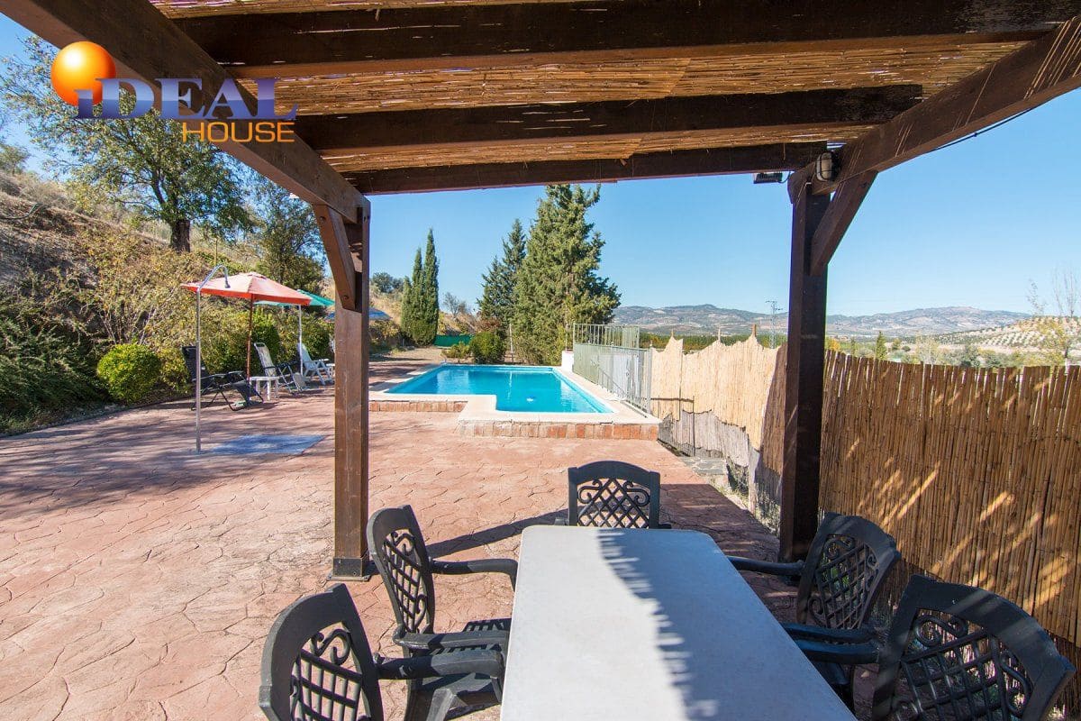 5 sovrum Gästhus/B & B till salu i Huetor Tajar med pool - 450 000 € (Ref: 9433669)