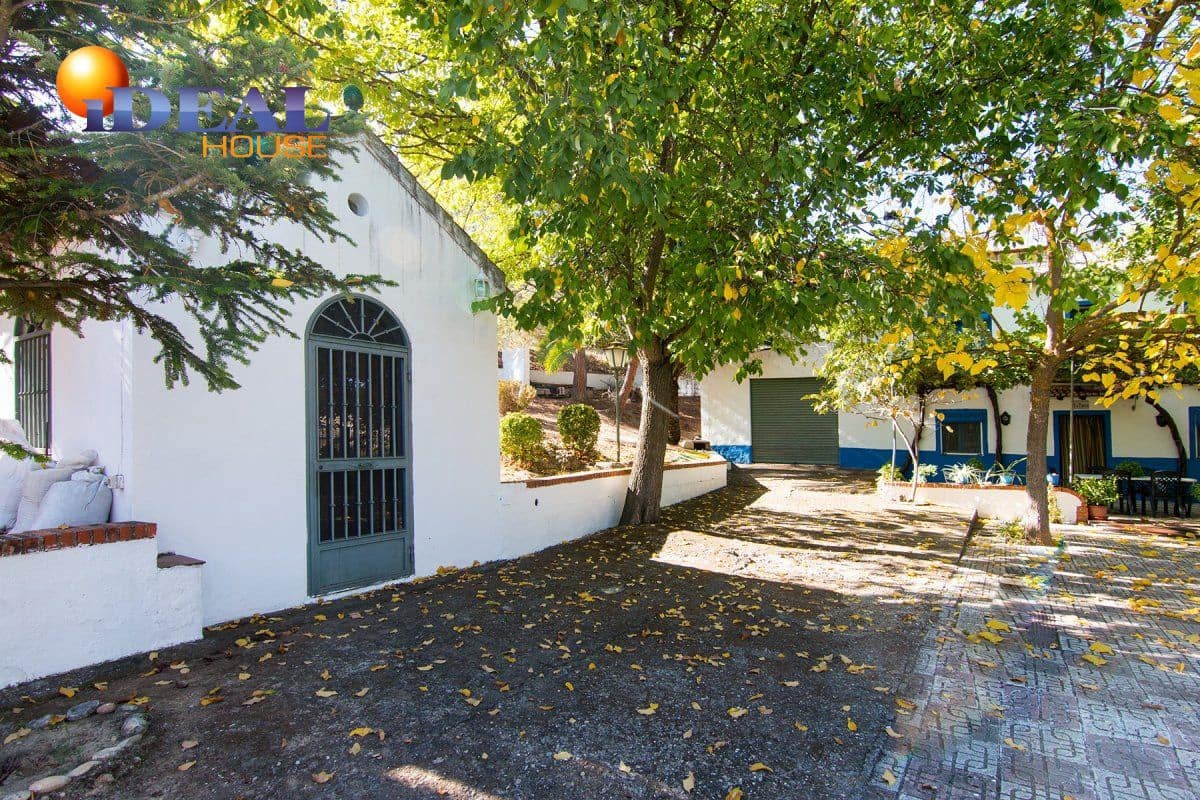 5 sovrum Gästhus/B & B till salu i Huetor Tajar med pool - 450 000 € (Ref: 9433669)