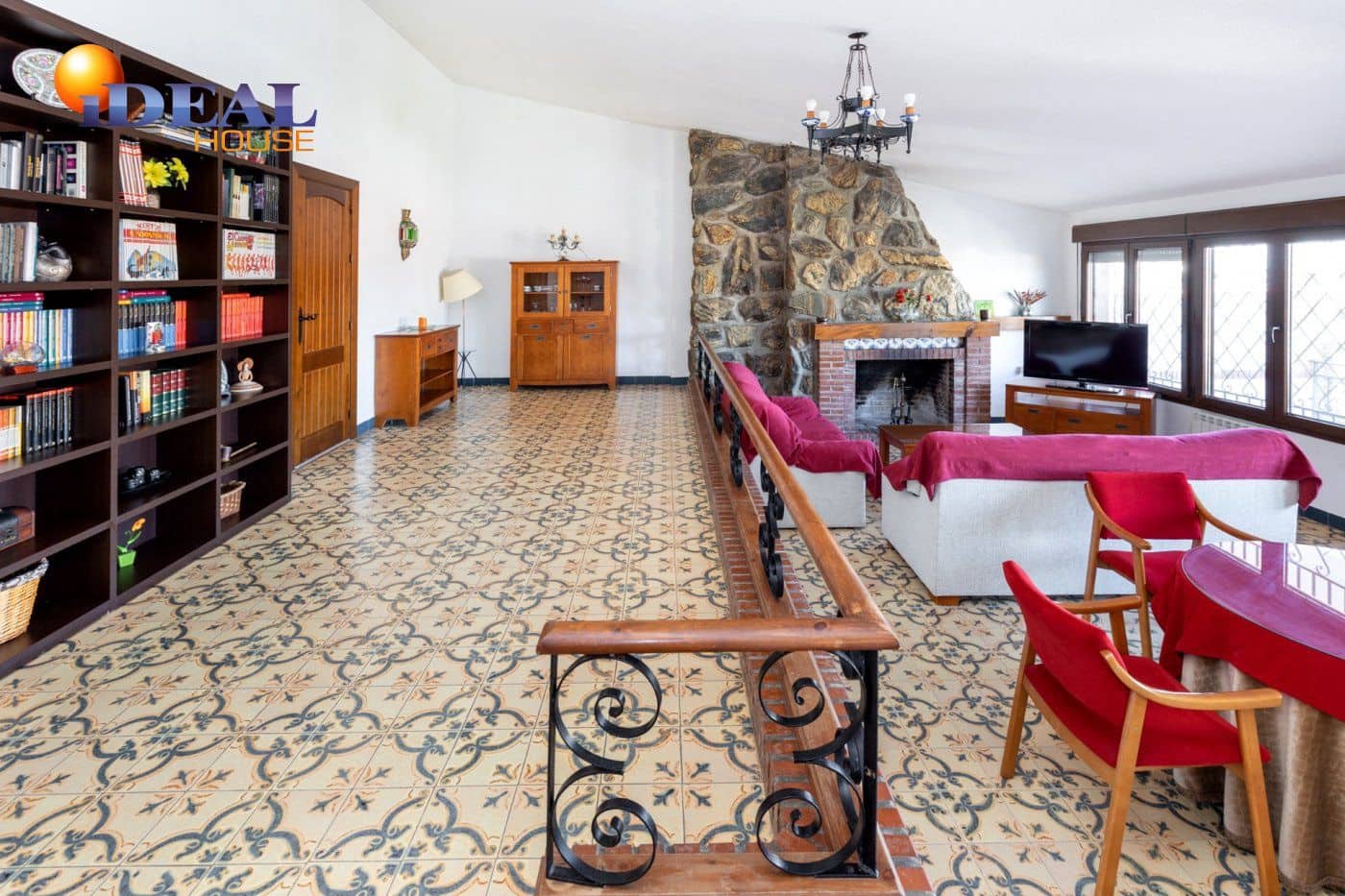 3 bedroom Villa for sale in Monachil with pool garage - € 430,000 (Ref: 9433674)