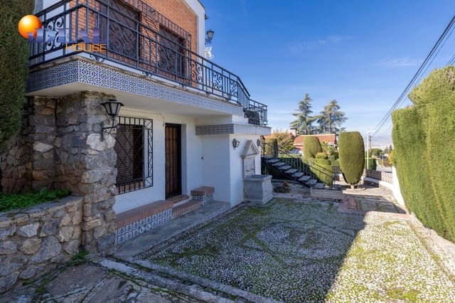 Chalet de 3 habitaciones en Monachil en venta con piscina garaje - 430.000 € (Ref: 9433674)