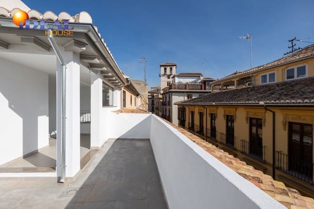 Commercial for sale in Centro, Granada city - € 1,200,000 (Ref: 9433675)