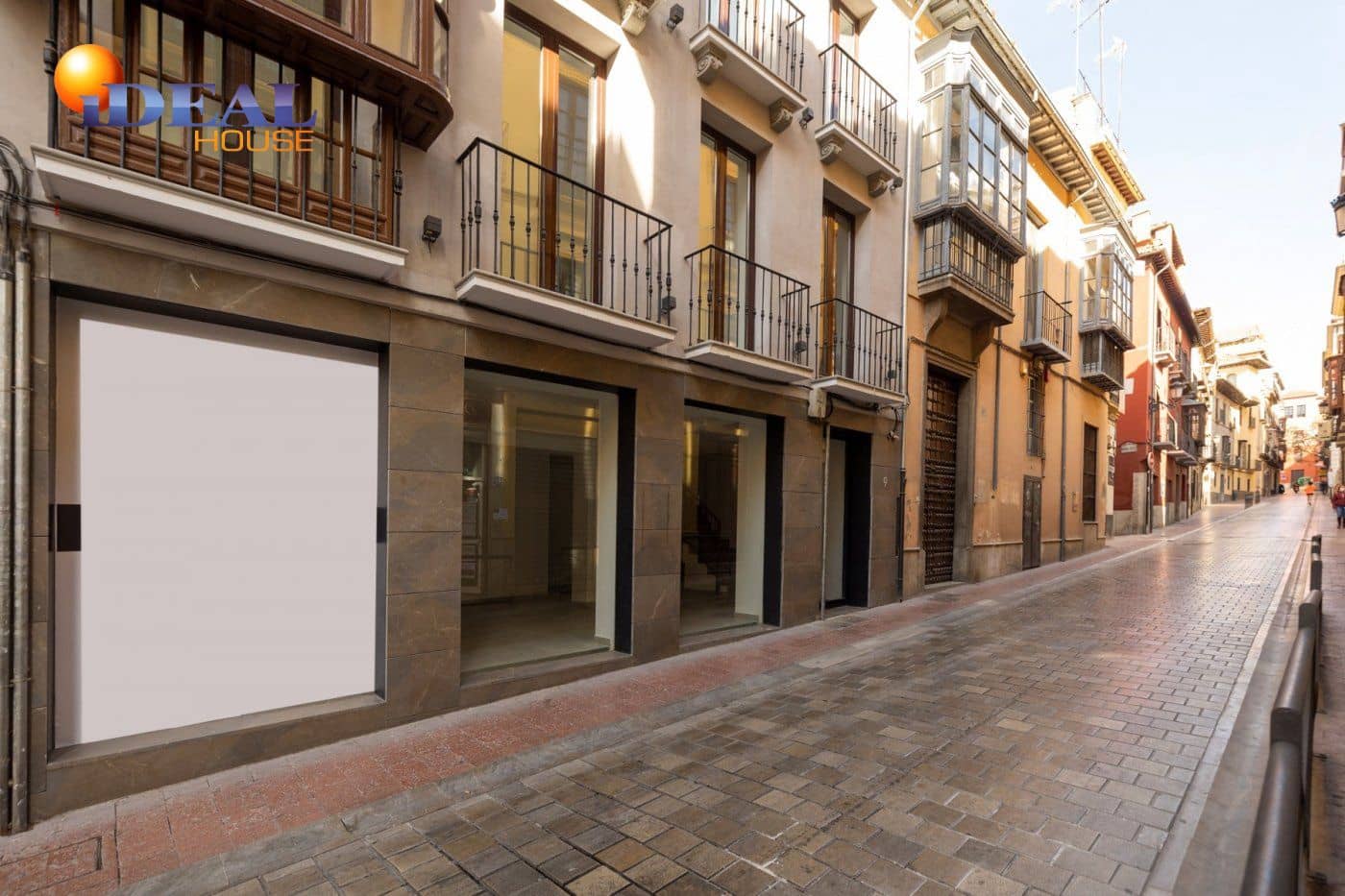 Commercial for sale in Granada city - € 1,200,000 (Ref: 9433675)