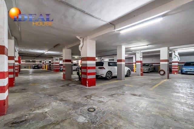 Garasje til salgs i Camino de Ronda - Rosaleda, Granada by - € 620 000 (Ref: 9433678)