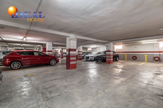 Garasje til salgs i Camino de Ronda - Rosaleda, Granada by - € 620 000 (Ref: 9433678)