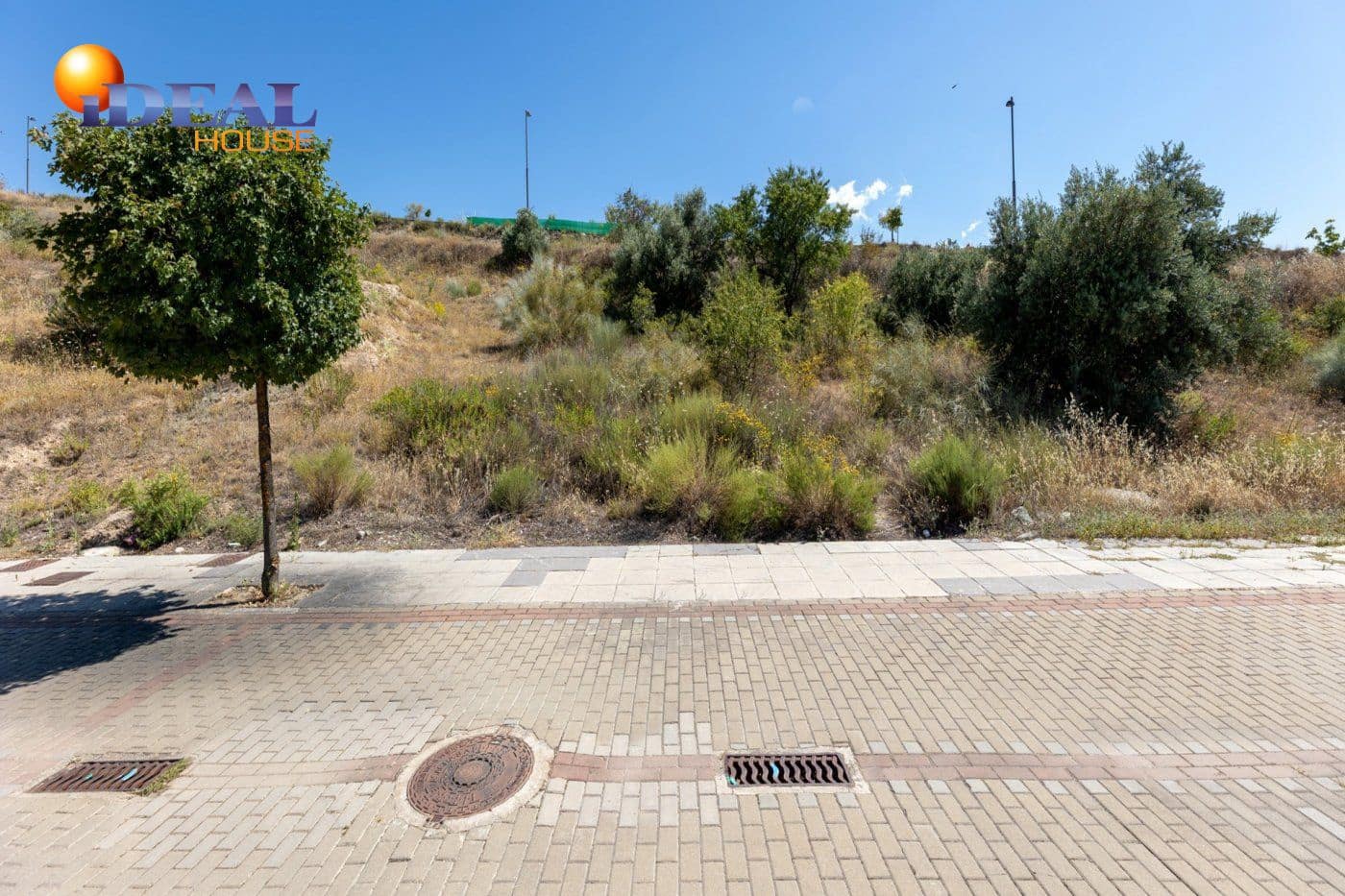 Bouwgrond te koop in La Zubia - € 150.000 (Ref: 9433680)