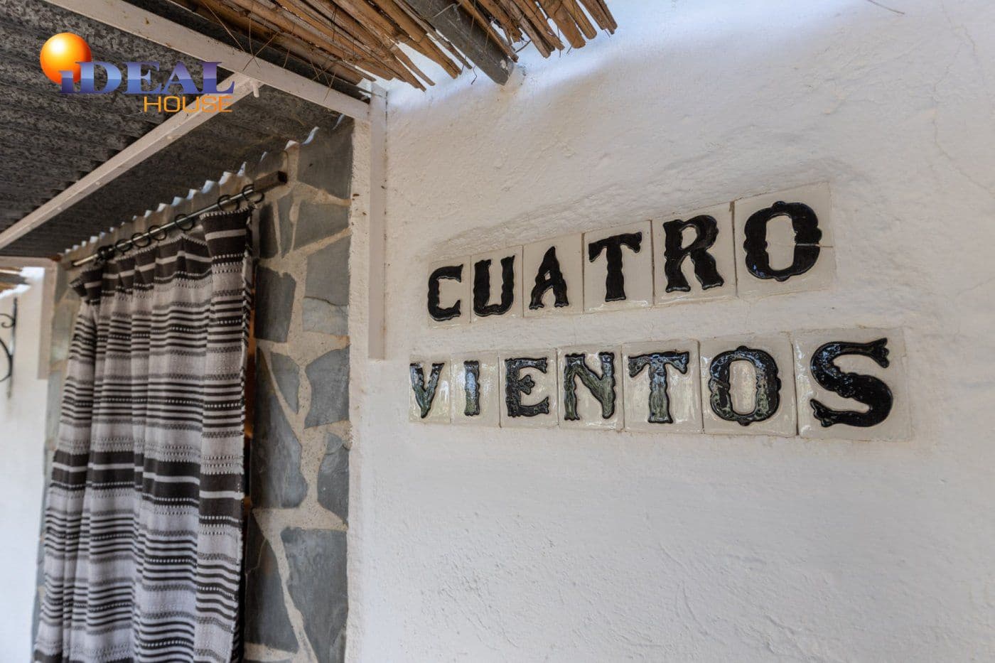 2 bedroom Finca/Country House for sale in Cogollos Vega with pool - € 139,900 (Ref: 9433682)