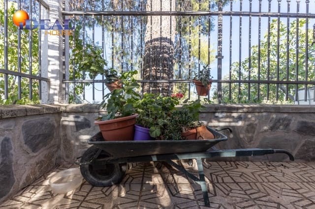 Finca/Casa Rural de 2 habitaciones en Cogollos Vega en venta con piscina - 139.900 € (Ref: 9433682)