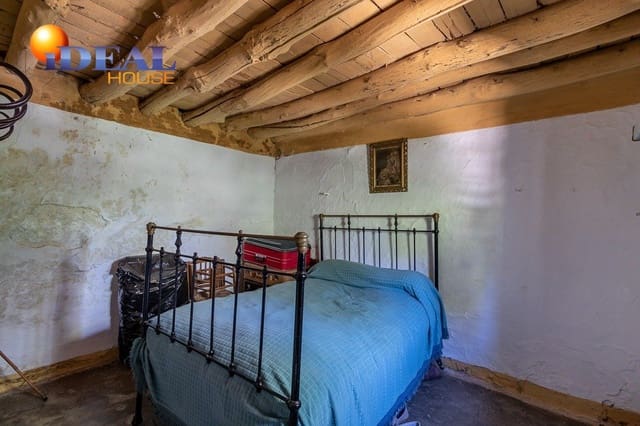 Finca/Casa Rural de 4 habitaciones en Güéjar Sierra en venta - 250.000 € (Ref: 9433683)