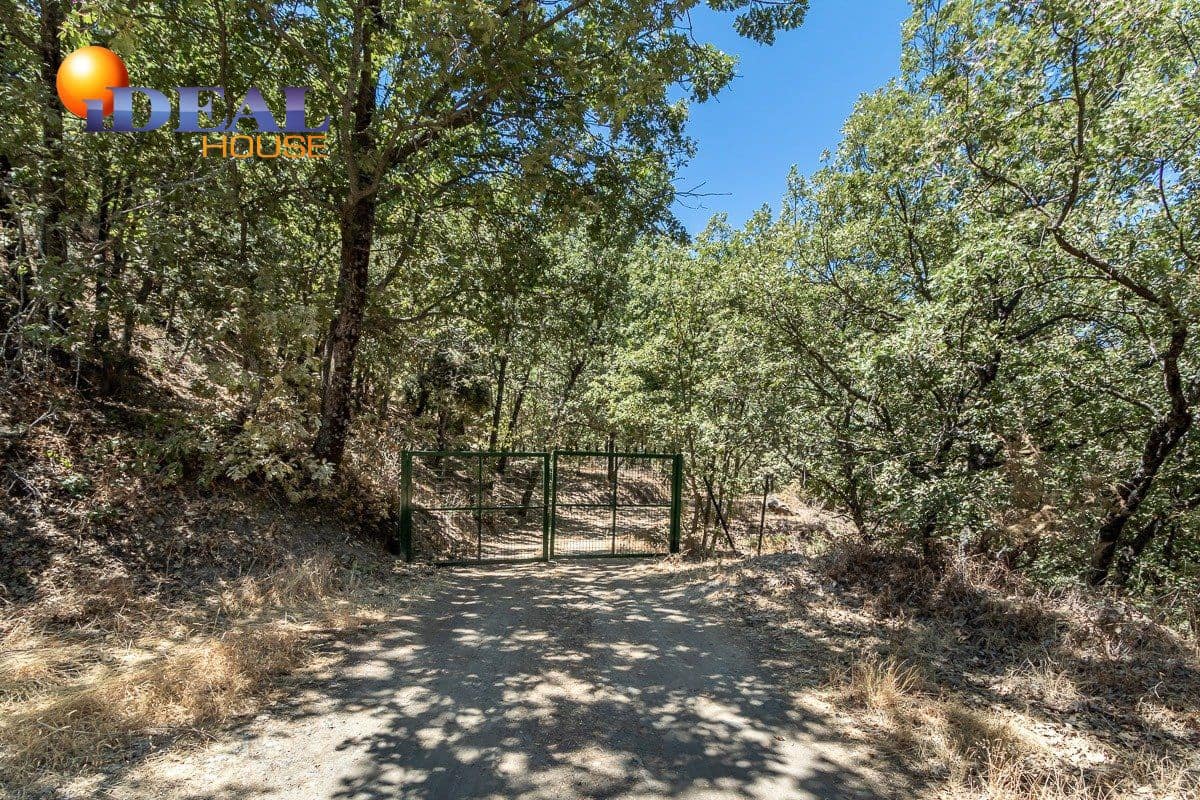 Finca/Casa Rural de 4 habitaciones en Güéjar Sierra en venta - 250.000 € (Ref: 9433683)