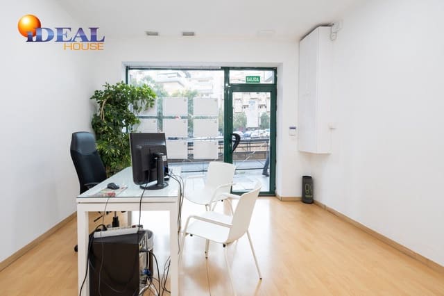 Erhverv til salg i Granada by - € 150.000 (Ref: 9433684)