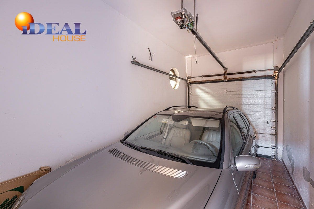 4 bedroom Townhouse for sale in Nijar with garage - € 575,000 (Ref: 9433685)