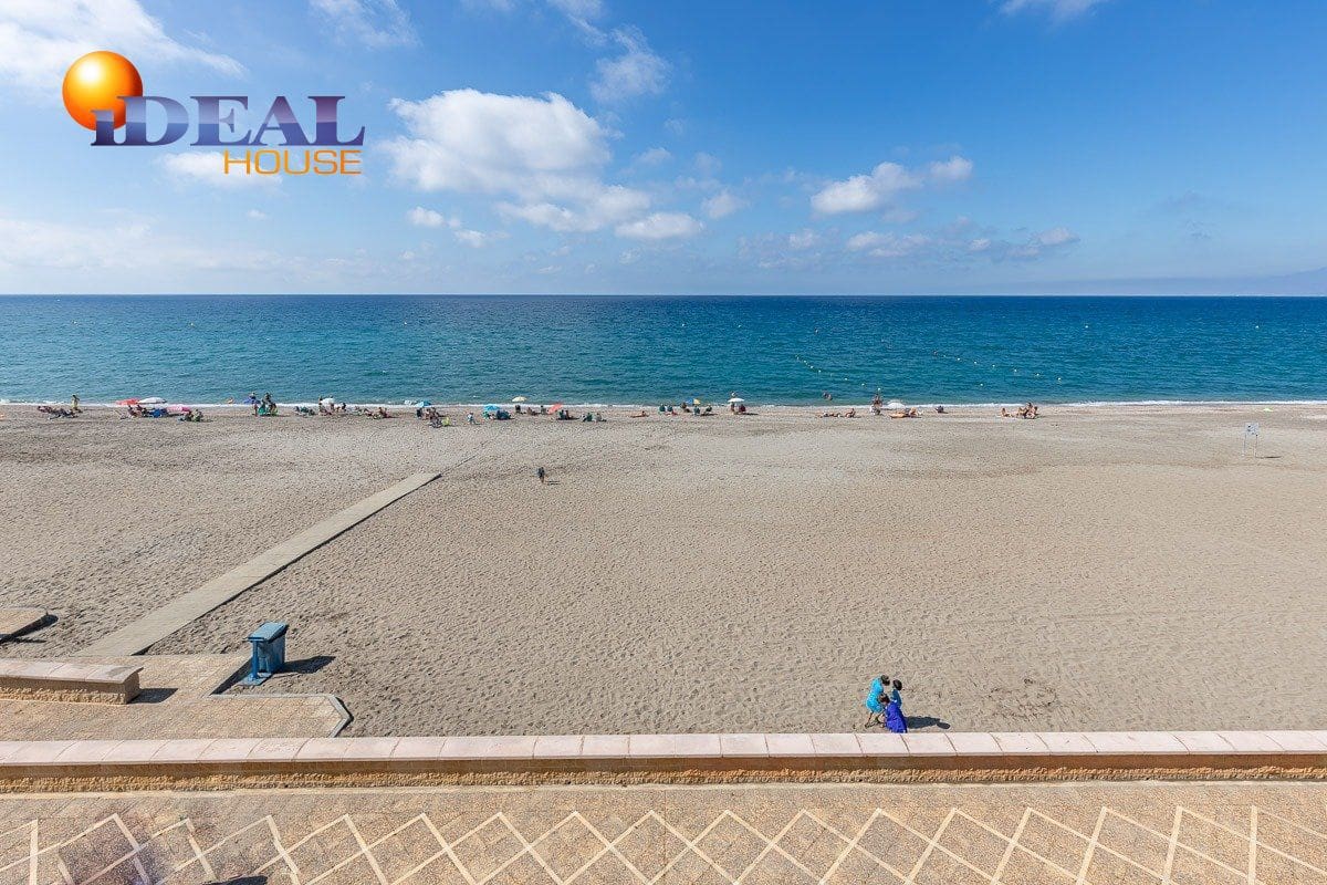 4 bedroom Townhouse for sale in Nijar with garage - € 575,000 (Ref: 9433685)