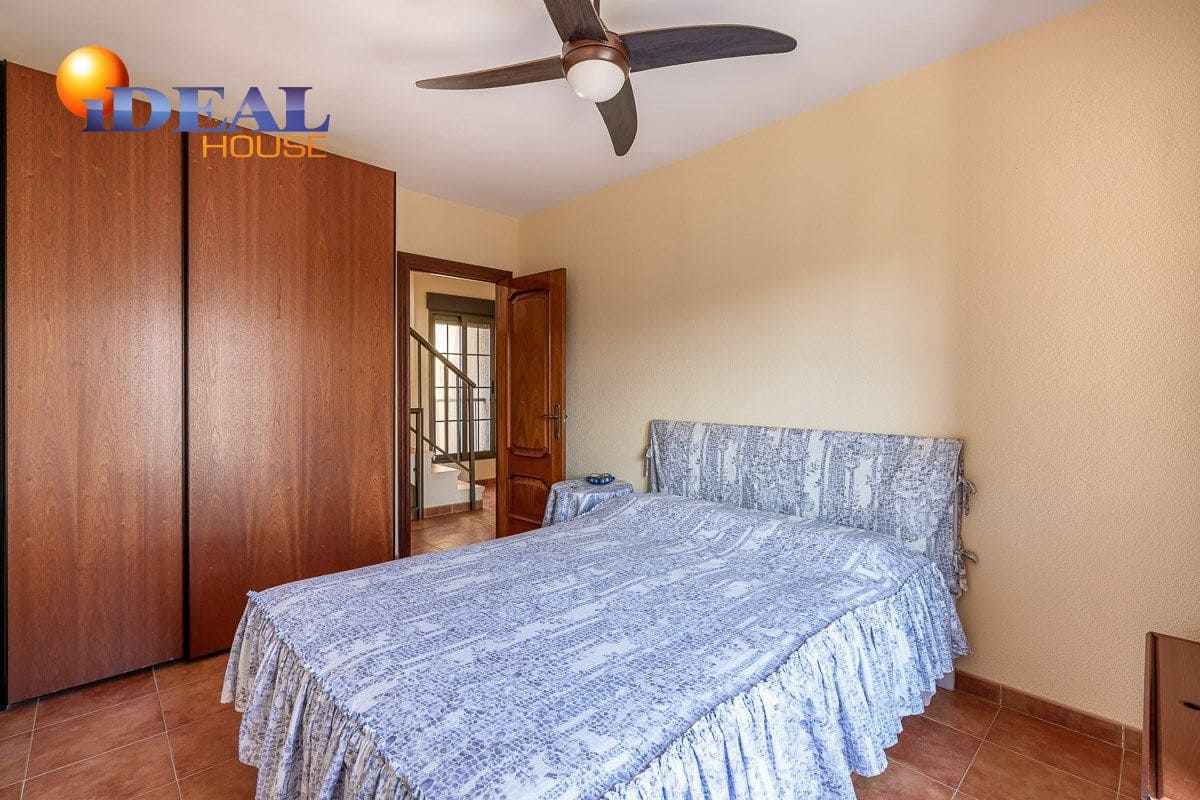 4 bedroom Townhouse for sale in Nijar with garage - € 575,000 (Ref: 9433685)