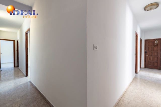 3 makuuhuone Asunto myytävänä paikassa Montefrío - 39 900 € (Ref: 9433688)