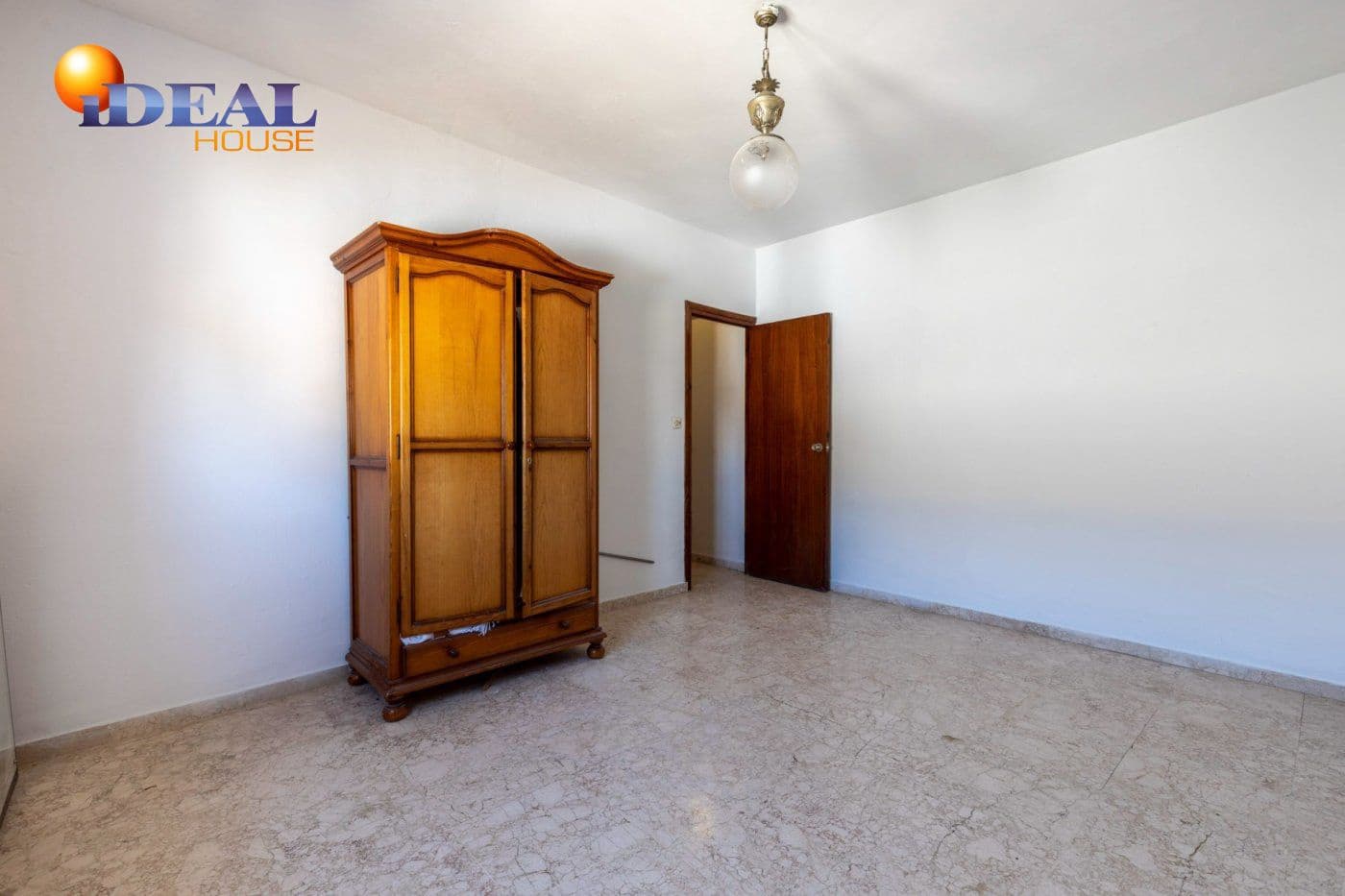 3 makuuhuone Asunto myytävänä paikassa Montefrio - 39 900 € (Ref: 9433688)