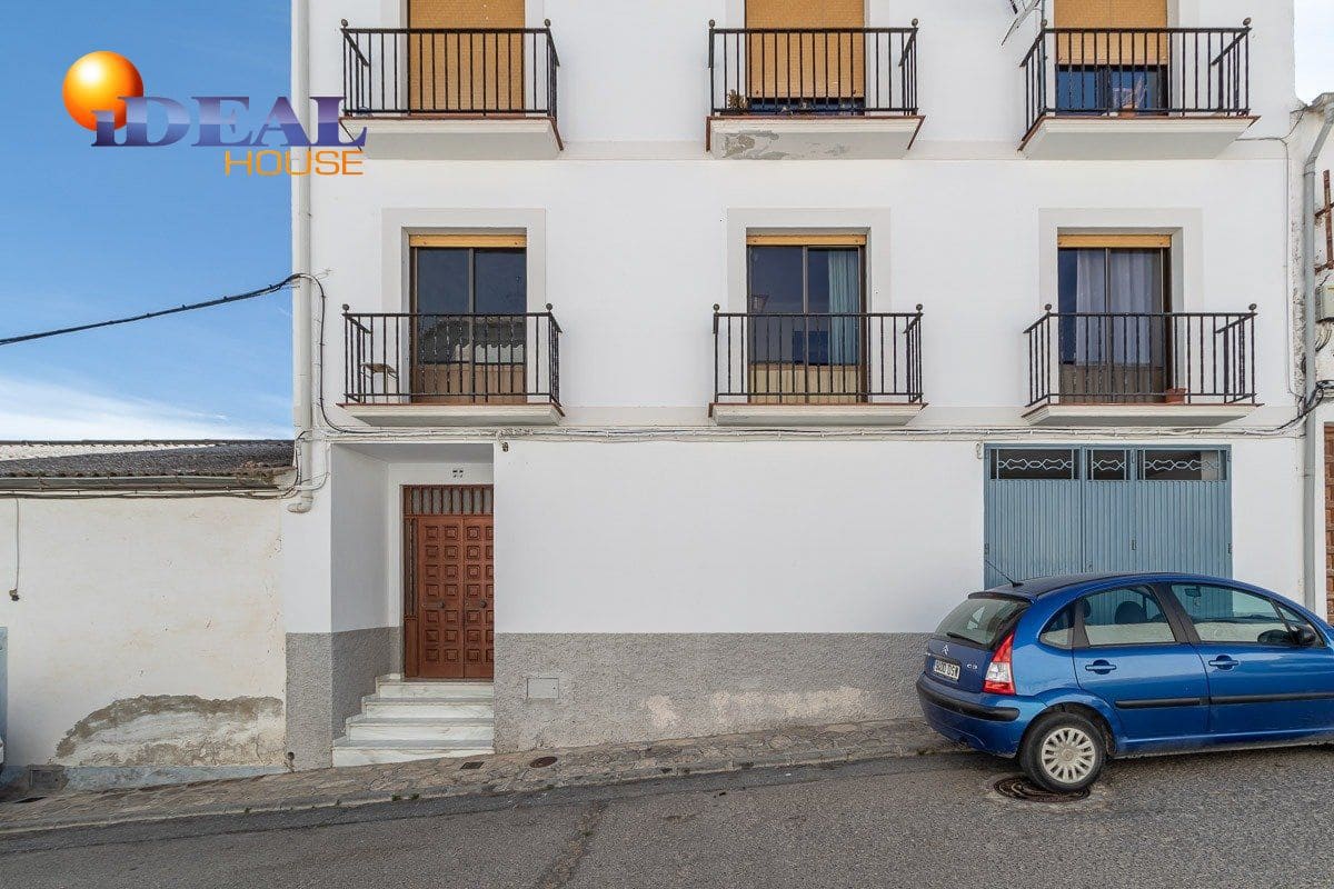 3 bedroom Flat for sale in Alhama de Granada - € 115,000 (Ref: 9433692)