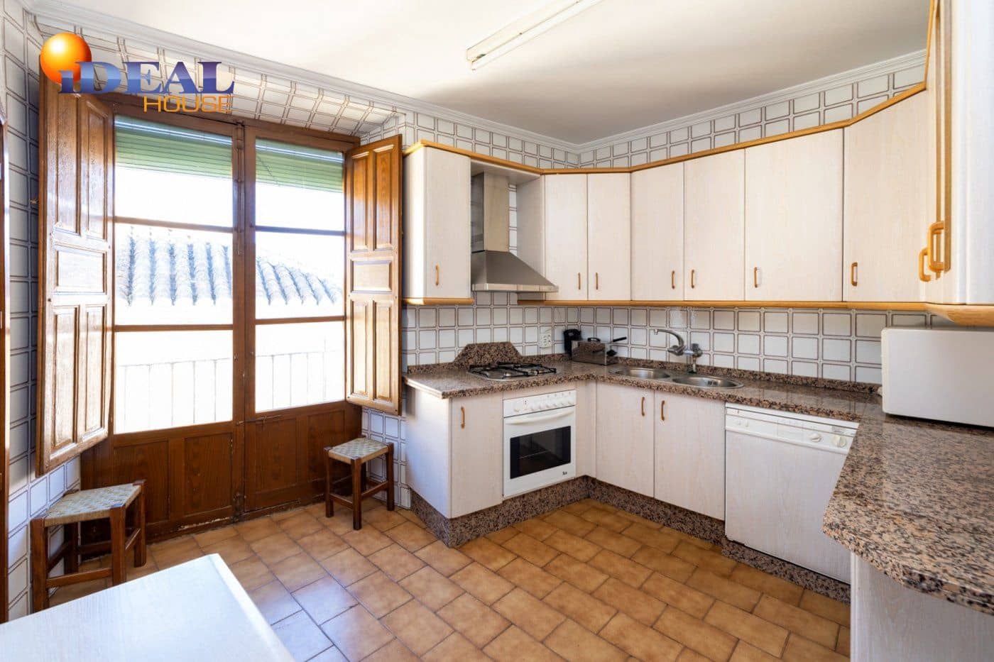 5 sovrum Kommersiell till salu i Alhama de Granada - 249 000 € (Ref: 9433693)