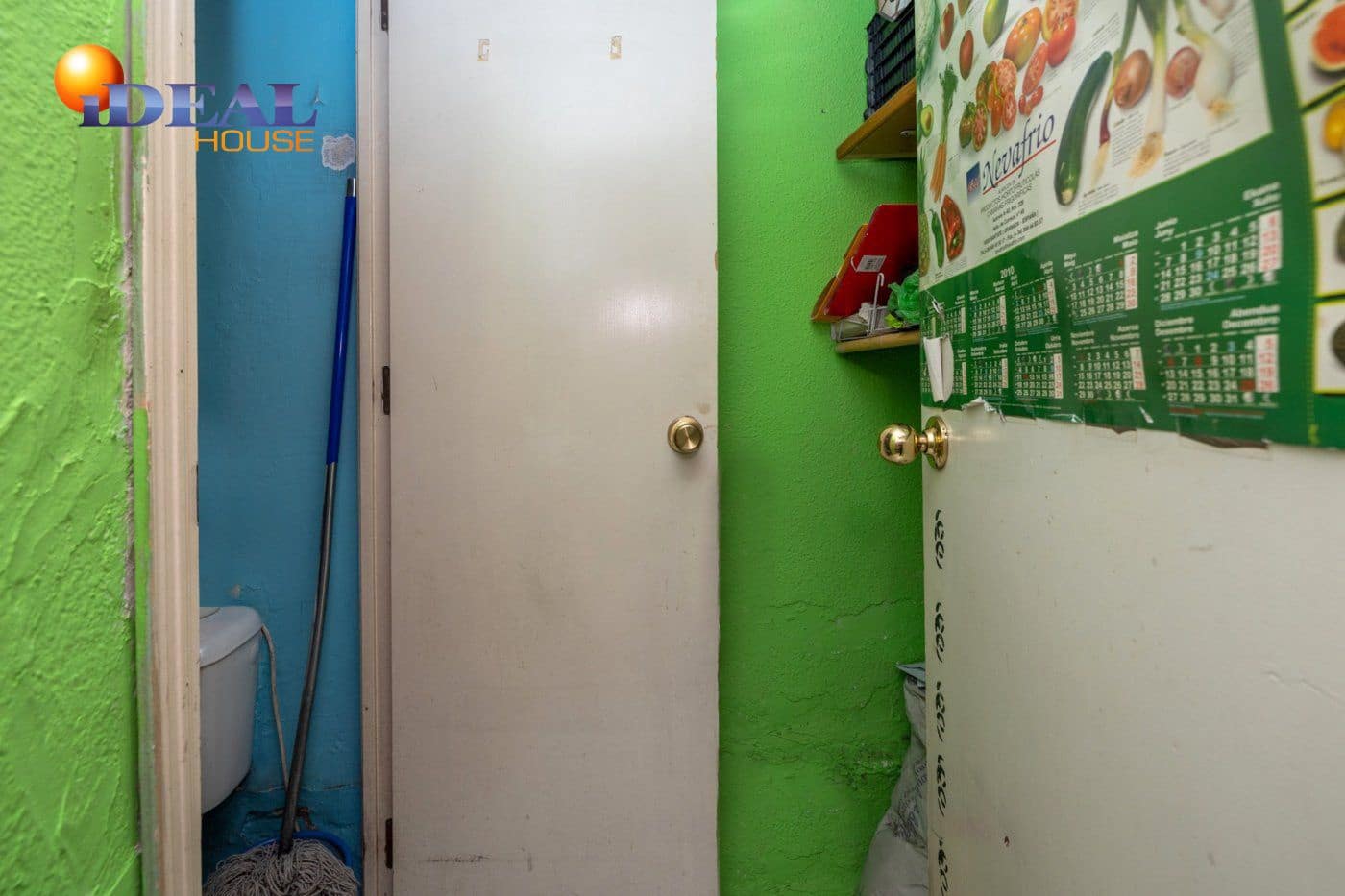 Kommersiell till salu i Granada stad - 65 000 € (Ref: 9433694)