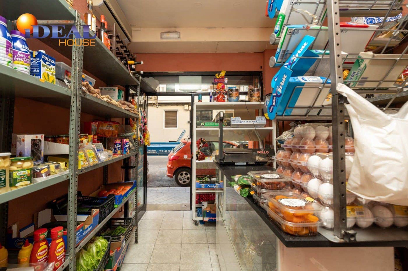 Kommersiell till salu i Granada stad - 65 000 € (Ref: 9433694)