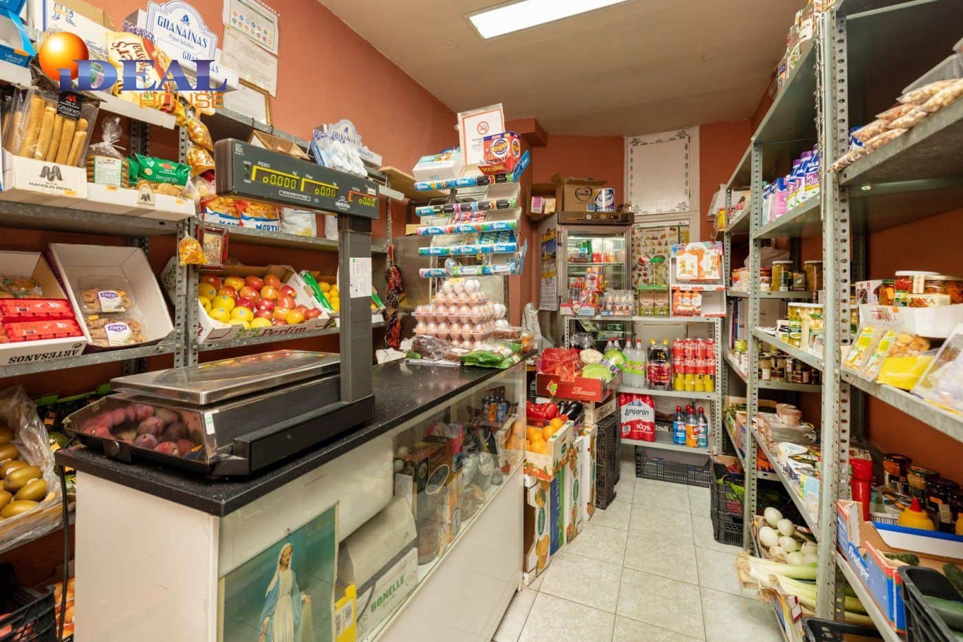 Kommersiell till salu i Granada stad - 65 000 € (Ref: 9433694)