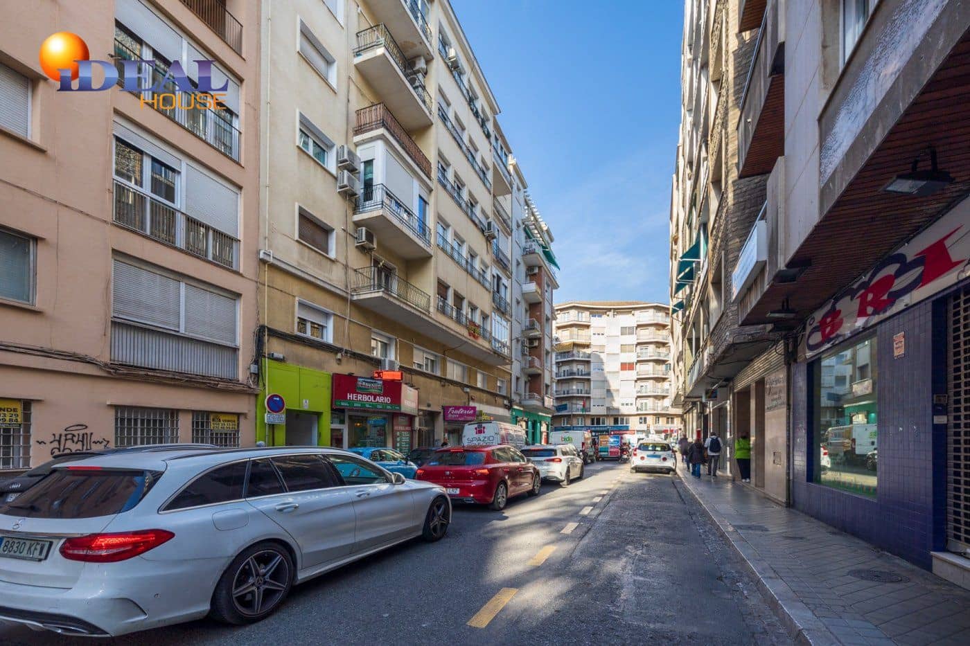 Kommersiell till salu i Granada stad - 65 000 € (Ref: 9433694)