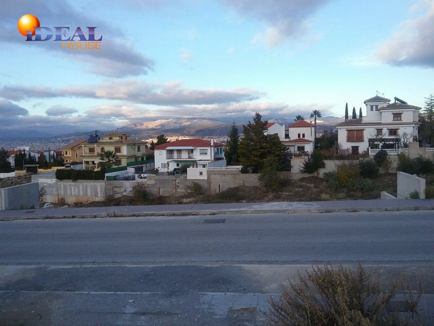 Byggetomt til salgs i La Zubia - € 73 000 (Ref: 9433697)