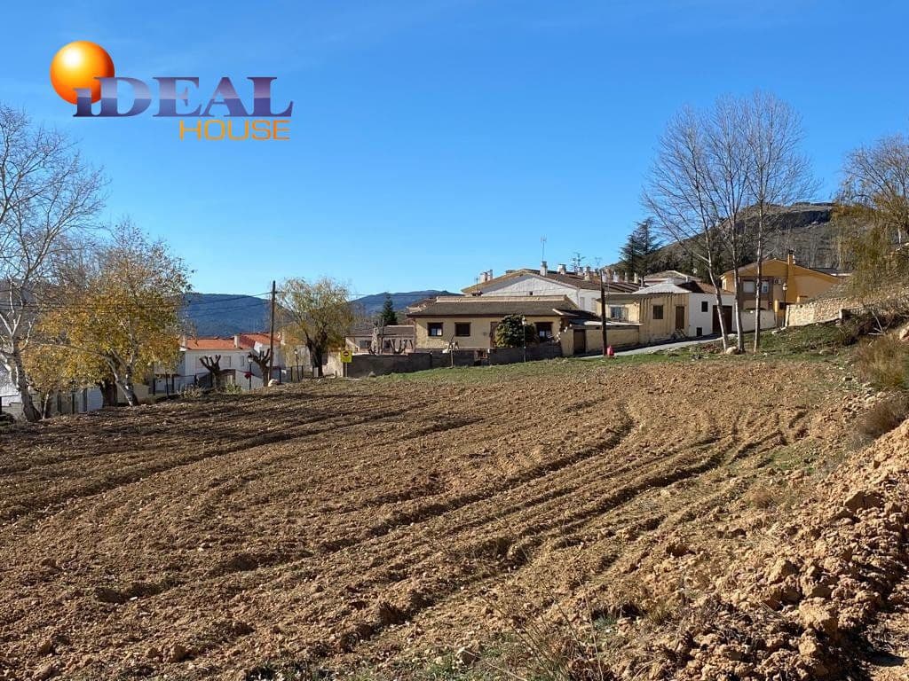 Building Plot for sale in Diezma - € 250,000 (Ref: 9433698)
