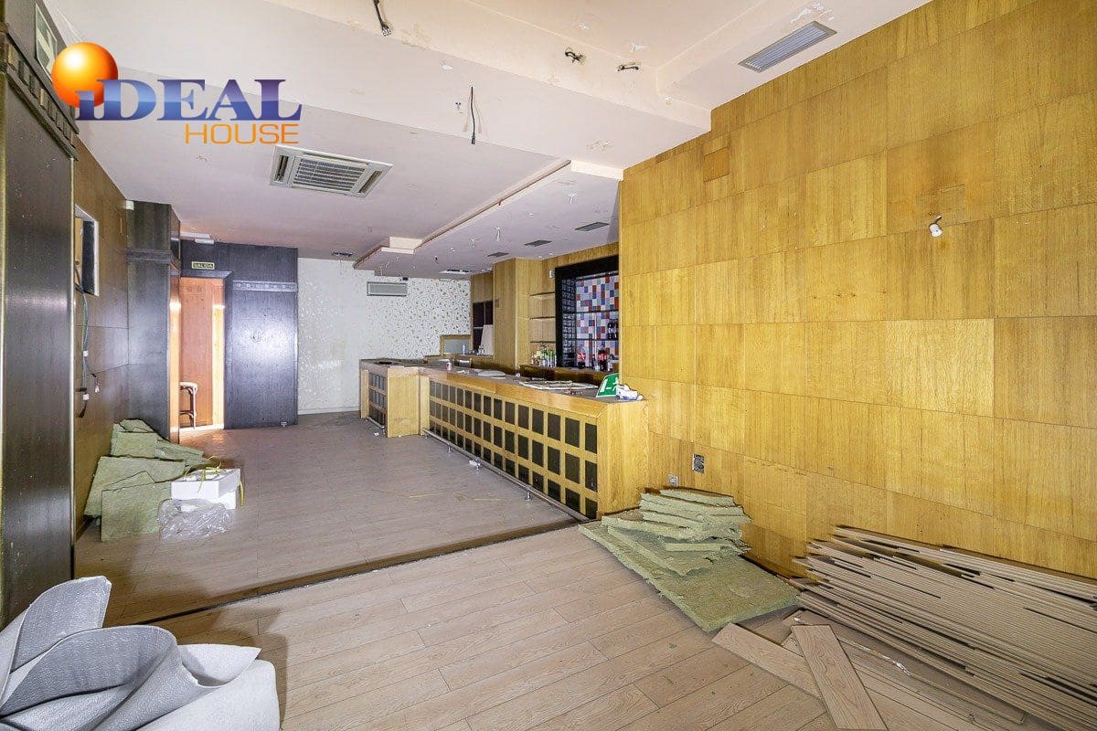 Commerciale in vendita in Granada citta - 220.000 € (Rif: 9433699)