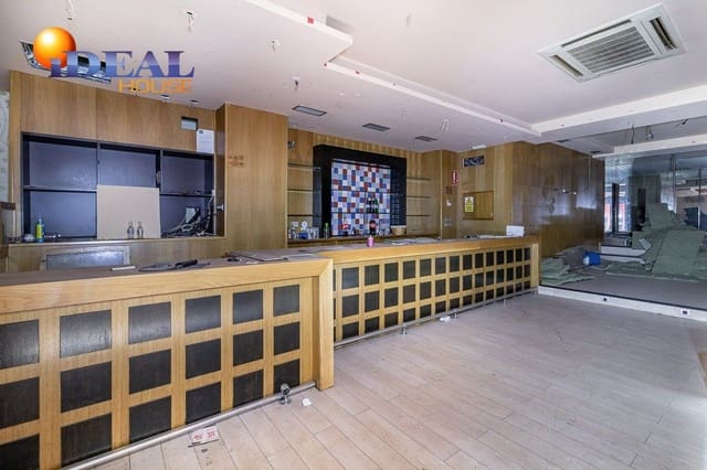 Commerciale in vendita in Granada città - 220.000 € (Rif: 9433699)