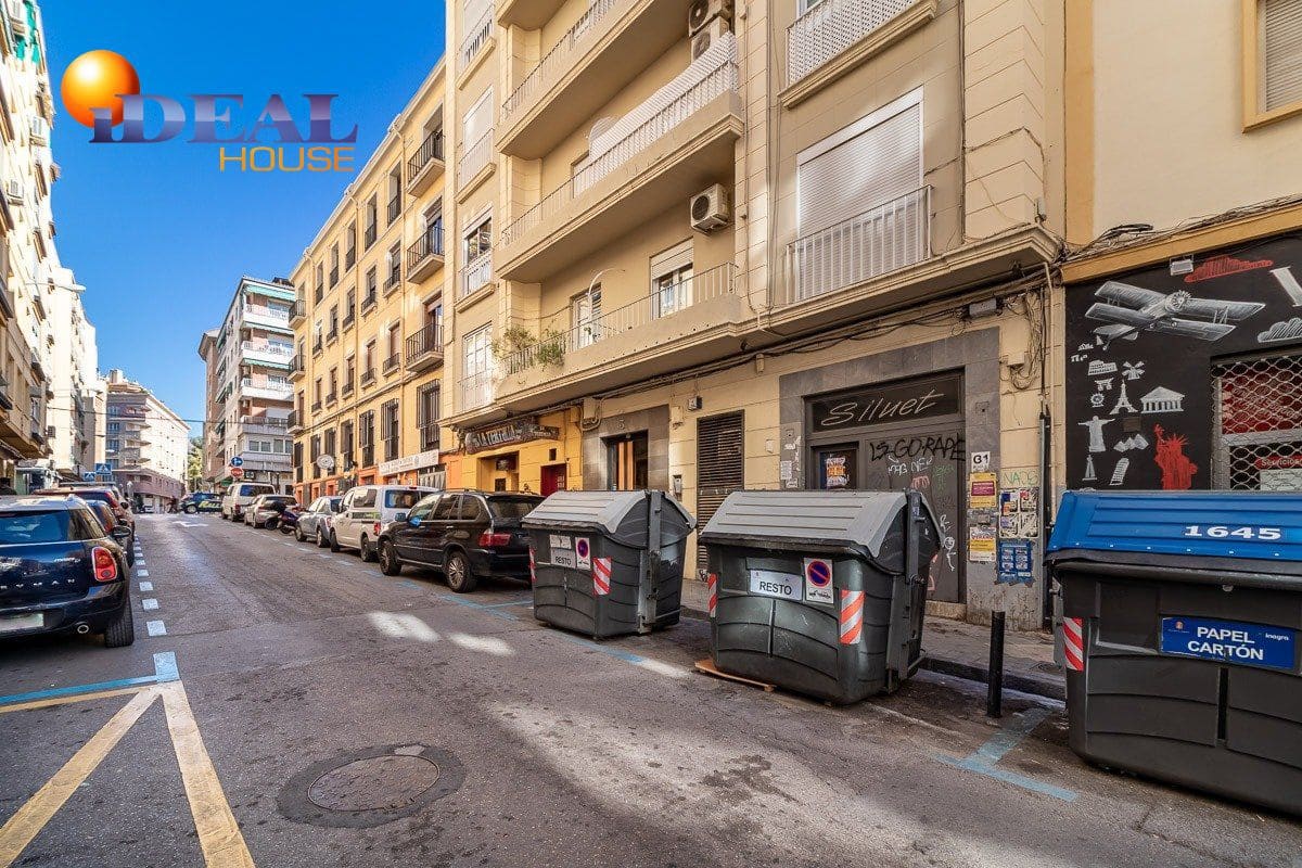 Commerciale in vendita in Granada citta - 220.000 € (Rif: 9433699)