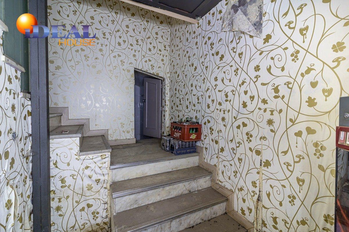 Commerciale in vendita in Granada citta - 220.000 € (Rif: 9433699)