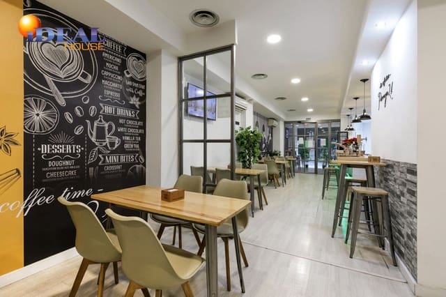 Erhverv til salg i Centro, Granada by - € 360.000 (Ref: 9433700)