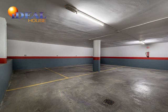 Garage for sale in Granada city - € 12,000 (Ref: 9433705)
