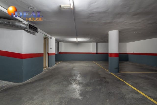 Garage for sale in Granada city - € 12,000 (Ref: 9433705)