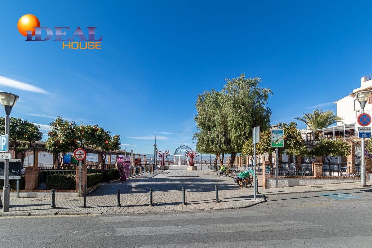 4 makuuhuone Huvila myytävänä paikassa Huetor Vega - 550 000 € (Ref: 9433706)