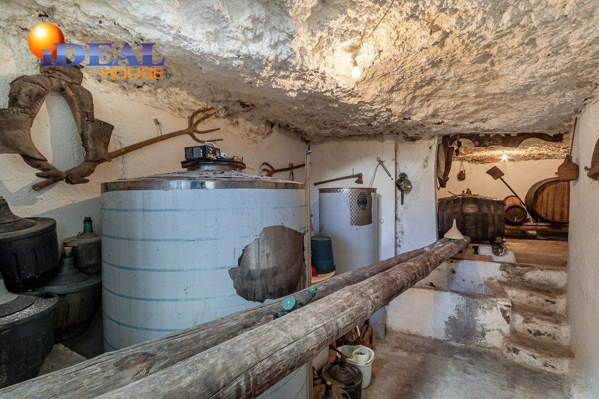 4 makuuhuone Huvila myytävänä paikassa Huetor Vega - 550 000 € (Ref: 9433706)