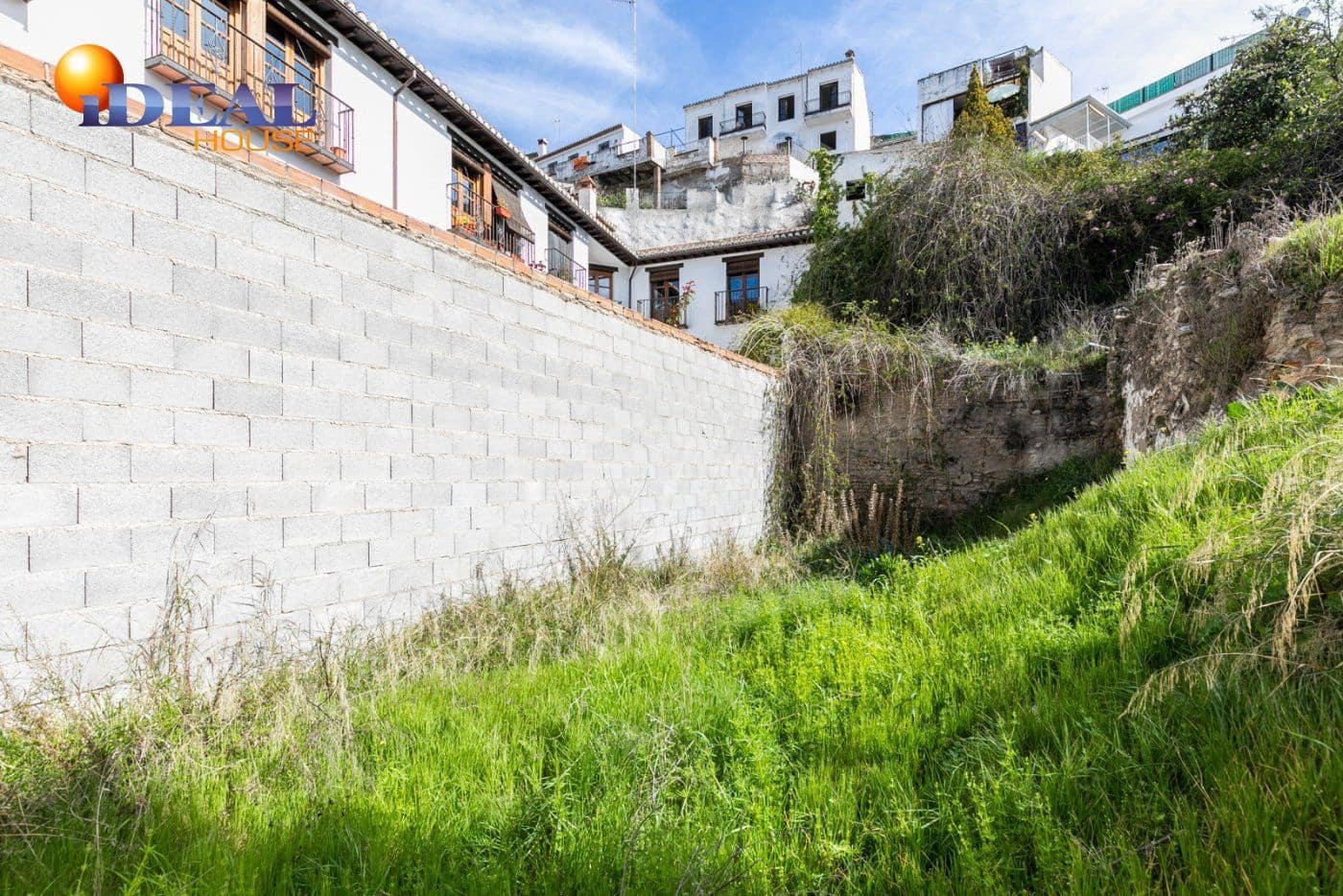 Byggetomt til salgs i Granada by - € 190 000 (Ref: 9433708)
