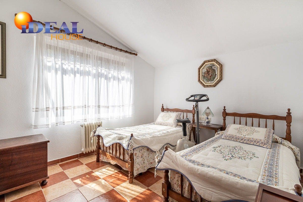 2 sovrum Villa till salu i Ventas de Huelma med pool garage - 115 000 € (Ref: 9433710)