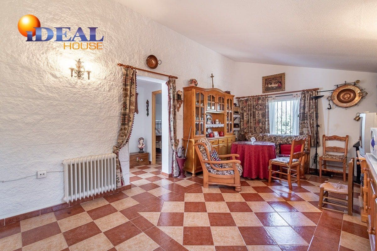 2 sovrum Villa till salu i Ventas de Huelma med pool garage - 115 000 € (Ref: 9433710)