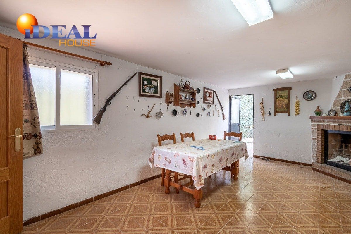 2 sovrum Villa till salu i Ventas de Huelma med pool garage - 115 000 € (Ref: 9433710)