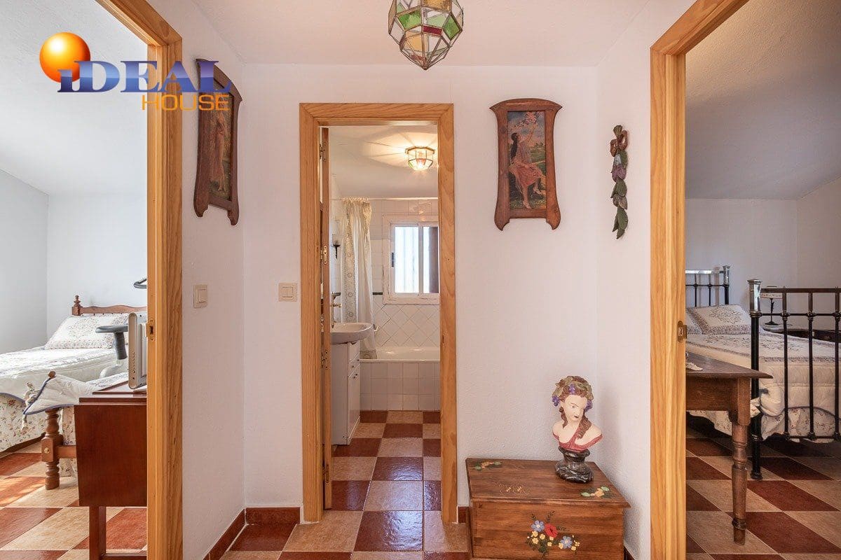 2 sovrum Villa till salu i Ventas de Huelma med pool garage - 115 000 € (Ref: 9433710)