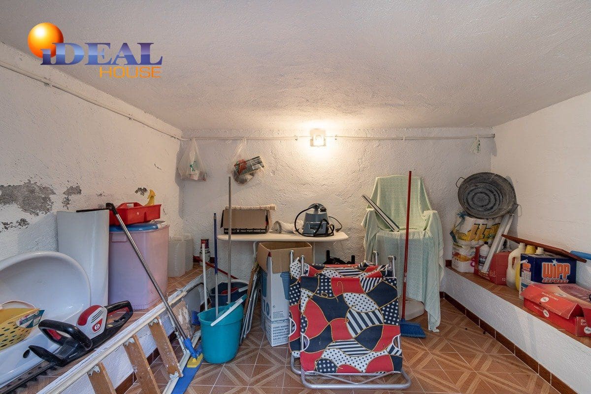 2 sovrum Villa till salu i Ventas de Huelma med pool garage - 115 000 € (Ref: 9433710)