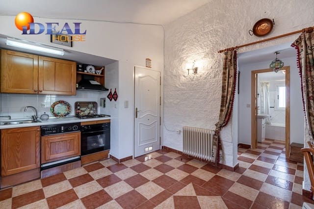 2 sovrum Villa till salu i Ventas de Huelma med pool garage - 115 000 € (Ref: 9433710)